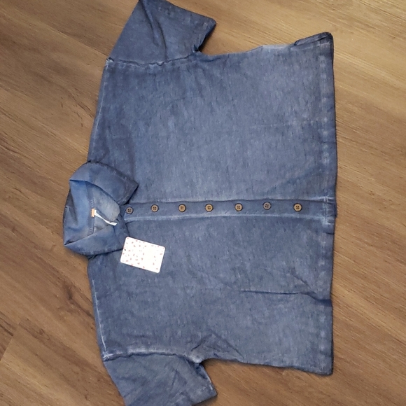 Free people short sleeve collard button navy shirt small - Picture 3 of 4